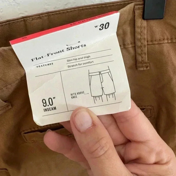 NWT Men’s Every Wear Flat Front Good Fellows Khaki Shorts Size 30 - Picture 3 of 5